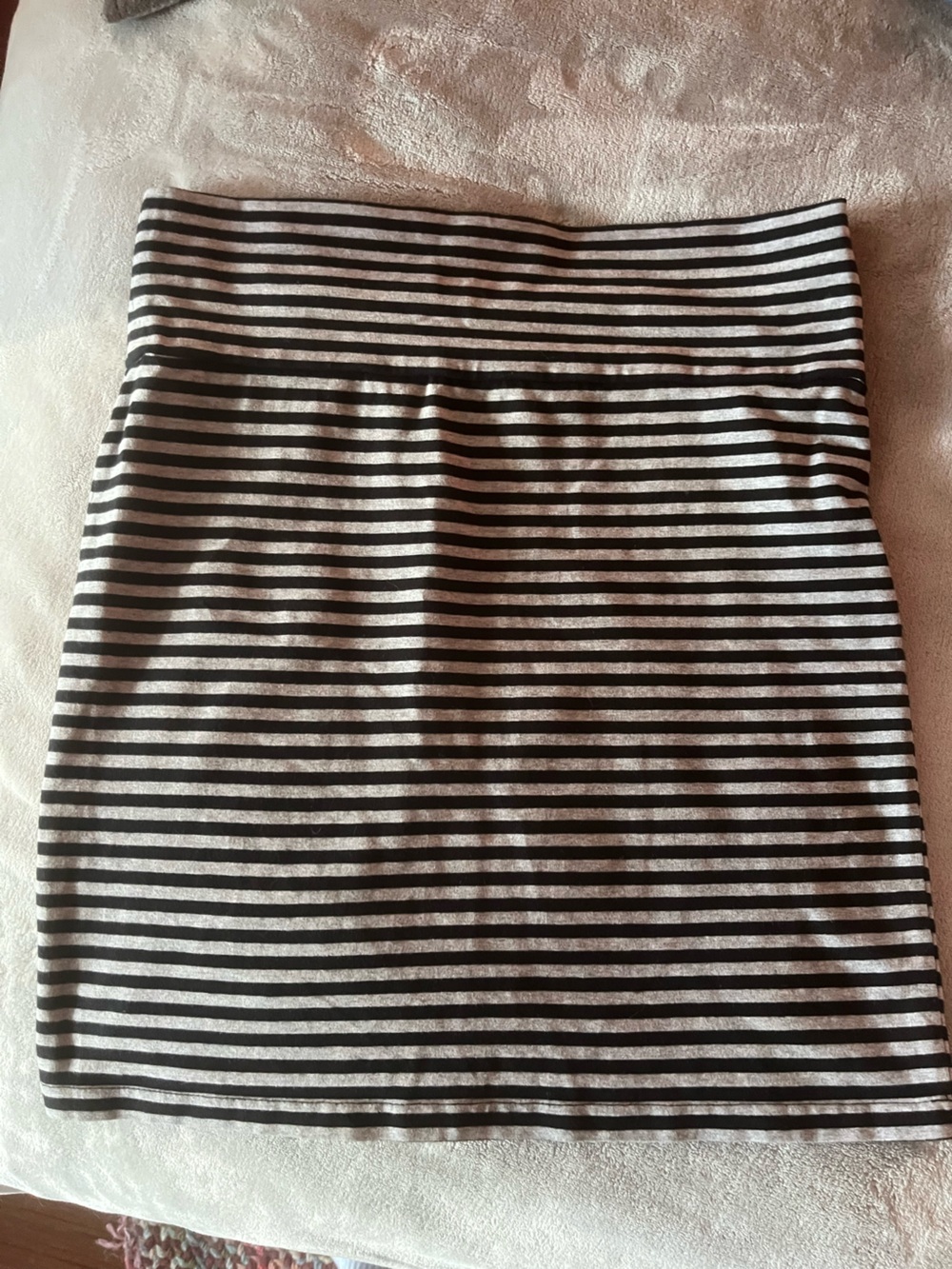 Black and White Striped Pencil Skirt